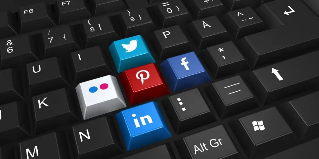 social media tiktok facebook