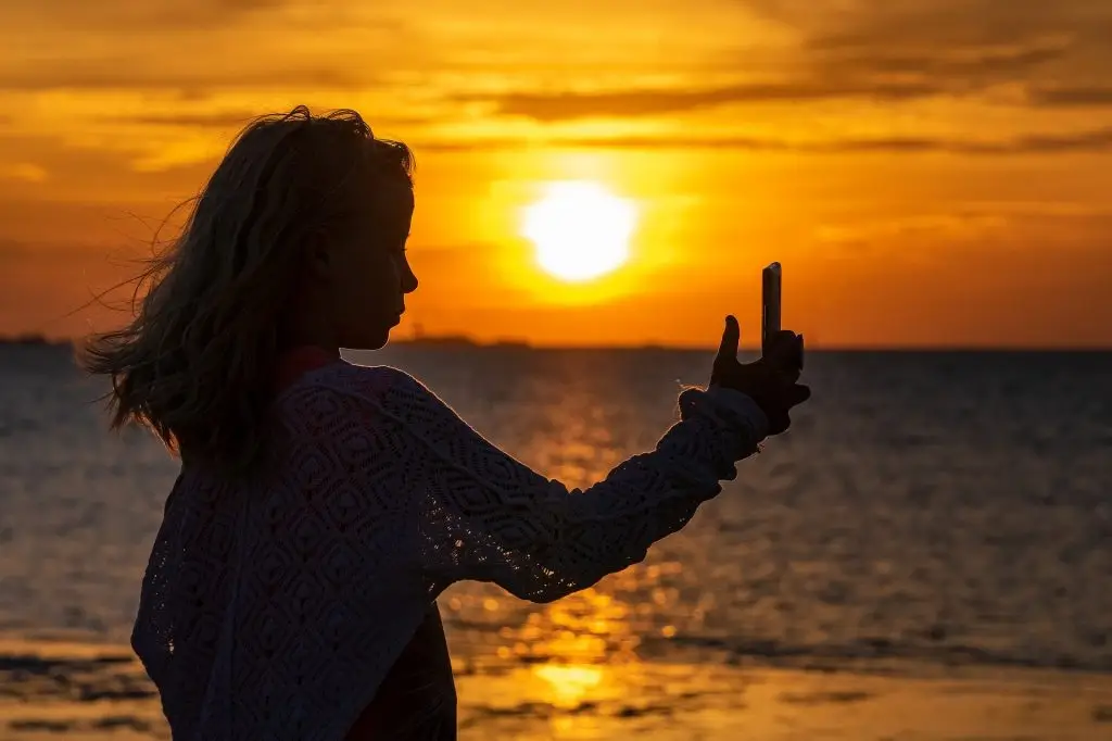 robienie selfie smartfonem